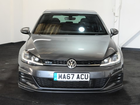 Volkswagen Golf GTD TDI DSG 17