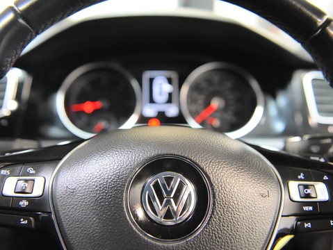 Volkswagen Golf GT TDI DSG 34