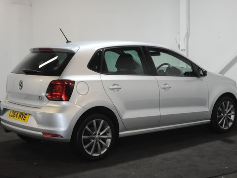 Volkswagen Polo SE DESIGN TSI 12