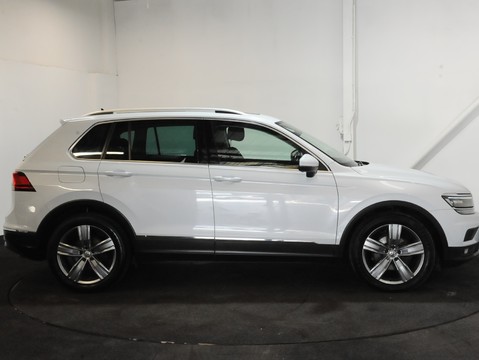 Volkswagen Tiguan SEL TDI DSG 14