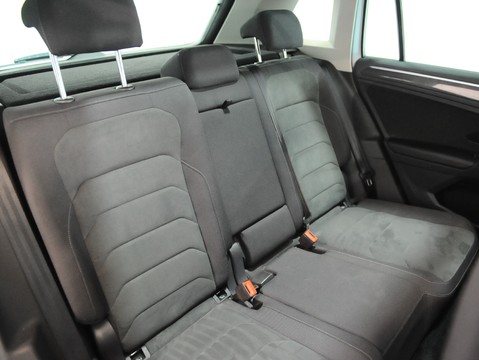 Volkswagen Tiguan SEL TDI DSG 30