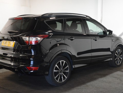 Ford Kuga ST-LINE 5