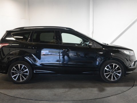 Ford Kuga ST-LINE 7