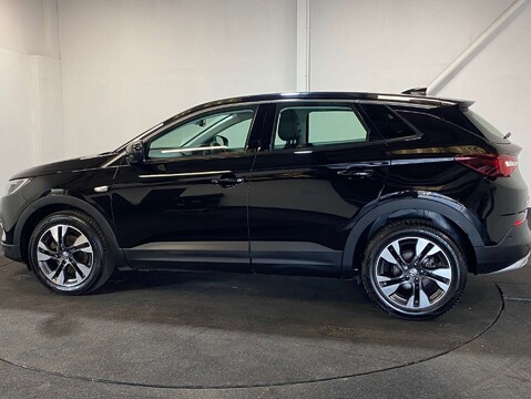 Vauxhall Grandland X 1.5 Grandland X Sport Nav TD S/S Auto 5dr 3