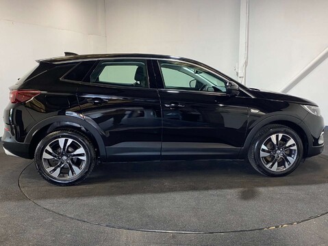 Vauxhall Grandland X 1.5 Grandland X Sport Nav TD S/S Auto 5dr 8