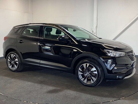 Vauxhall Grandland X 1.5 Grandland X Sport Nav TD S/S Auto 5dr 9