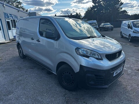 Peugeot Expert 2.0 Expert Professional Standard Blue HDi 9