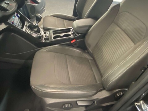 Ford Kuga 1.5 Kuga Titanium TDCI 5dr 47