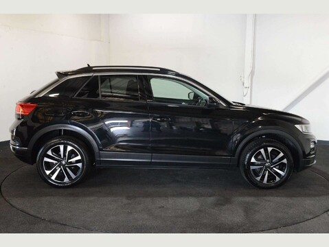 Volkswagen T-Roc 1.5 T-Roc United TSi Evo Semi-Auto 5dr 17