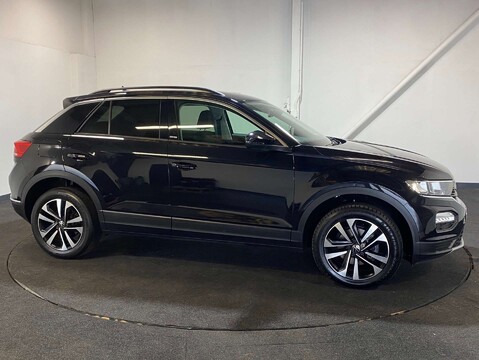 Volkswagen T-Roc 1.5 T-Roc United TSi Evo Semi-Auto 5dr 8