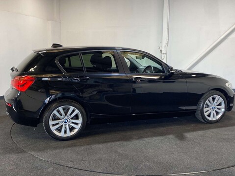 BMW 1 Series 2.0 118D Sport Auto 5dr 7