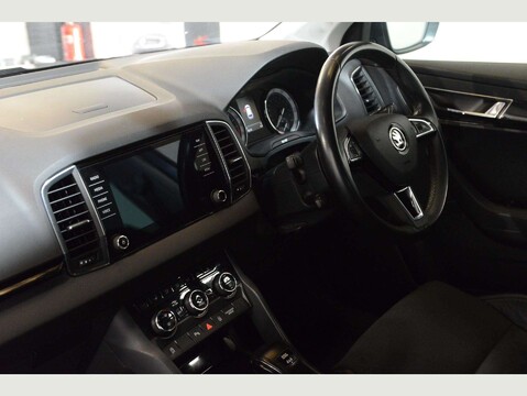 Skoda Karoq 2.0 Karoq SE L TDI SCR 4x4 Semi-Auto 4WD 5dr 25