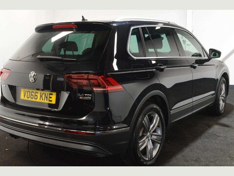 Volkswagen Tiguan 2.0 Tiguan SEL TDI BlueMotion Technology 4Motion Semi-Auto 4WD 5dr 11