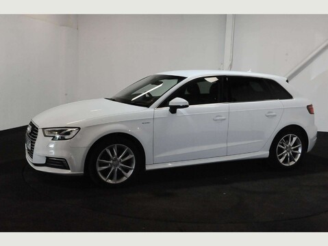 Audi A3 1.4 A3 e-tron Sportback Semi-Auto 5dr 1