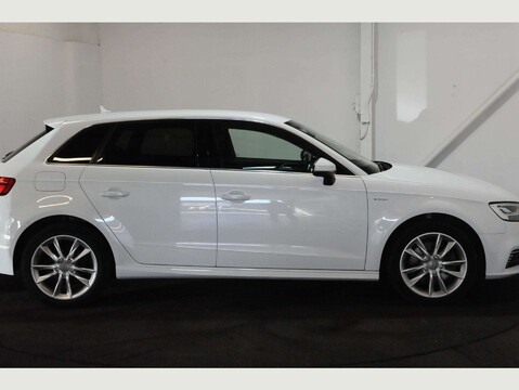 Audi A3 1.4 A3 e-tron Sportback Semi-Auto 5dr 11