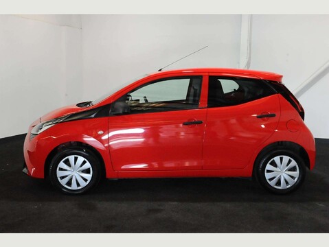 Toyota Aygo 1.0 Aygo X VVT-i 5dr 3