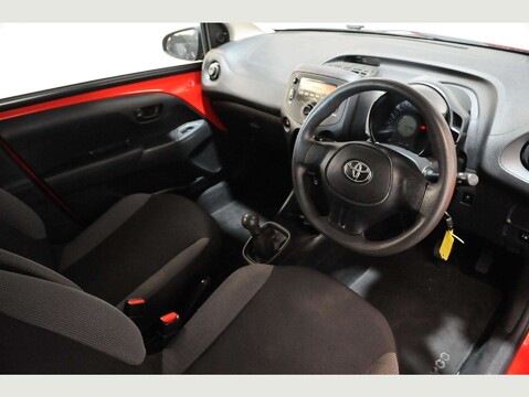 Toyota Aygo 1.0 Aygo X VVT-i 5dr 28