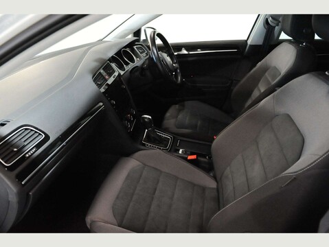 Volkswagen Golf 1.6 Golf GT TDI Semi-Auto 5dr 21