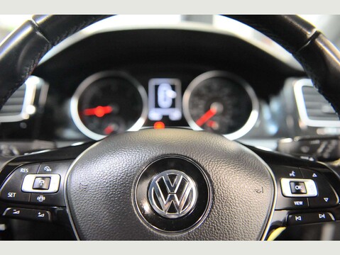 Volkswagen Golf 1.6 Golf GT TDI Semi-Auto 5dr 34