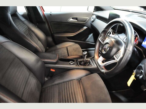 Mercedes-Benz A Class 1.5 A 180 D AMG Line Premium 5dr 29