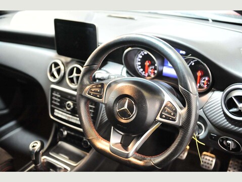 Mercedes-Benz A Class 1.5 A 180 D AMG Line Premium 5dr 33