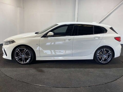 BMW 1 Series 1.5 118I M Sport Auto 5dr 3