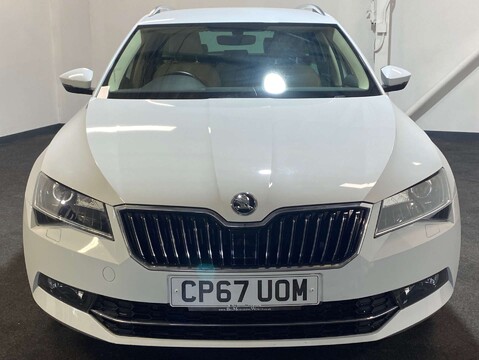 Skoda Superb 2.0 Superb SE L Executive TSi Semi-Auto 5dr 9