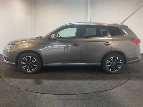 Mitsubishi Outlander 2.0 Outlander GX 3h+ PHEV Semi-Auto 4WD 5dr 2