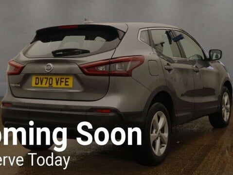 Nissan Qashqai 1.3 Qashqai Acenta Premium DiG-T 5dr 4