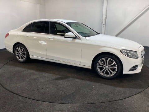 Mercedes-Benz C Class 2.0 C200 Sport Auto 4dr 8