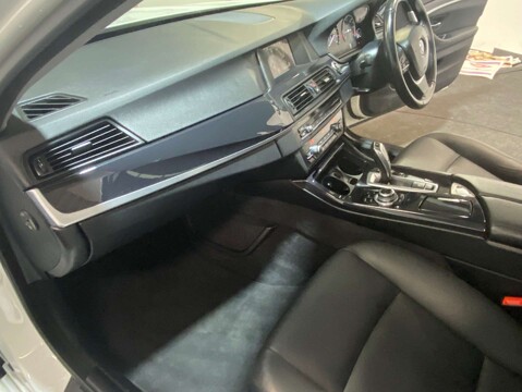 BMW 5 Series 2.0 520d SE Auto 4dr 54