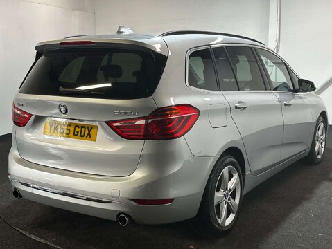 BMW 2 Series 2.0 220d xDrive Luxury Auto 4WD 5dr 6