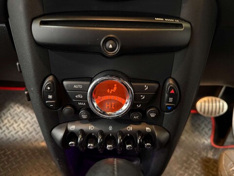 Mini Roadster 2.0 Mini Roadster Cooper SD Auto 2dr 21