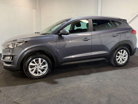 Hyundai TUCSON 1.6 Tucson SE Nav GDi 2WD 5dr 2