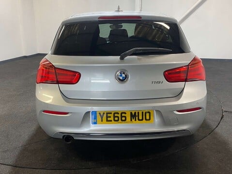 BMW 1 Series 1.5 118I Sport 5dr 7