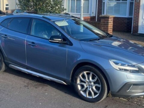 Volvo V40 2.0 V40 Cross Country Professional D3 Auto 5dr 1