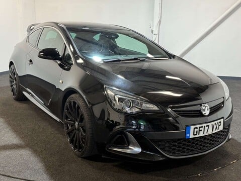 Vauxhall Astra 2.0 Astra VXR 3dr 10