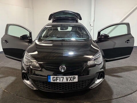 Vauxhall Astra 2.0 Astra VXR 3dr 11