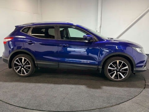 Nissan Qashqai 1.6 Qashqai Tekna dCi CVT 5dr 8