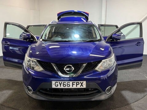 Nissan Qashqai 1.6 Qashqai Tekna dCi CVT 5dr 10