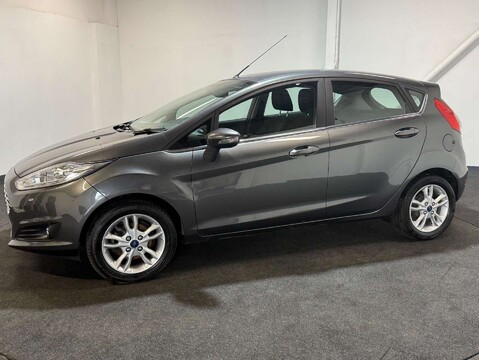 Ford Fiesta 1.2 Fiesta Zetec 5dr 2