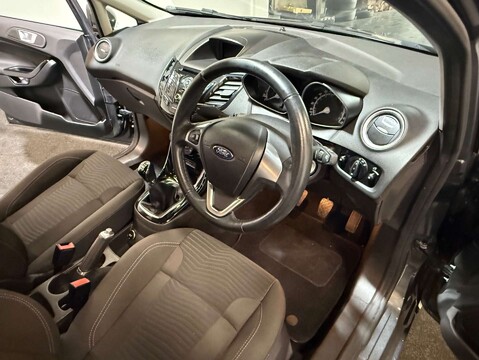 Ford Fiesta 1.2 Fiesta Zetec 5dr 17
