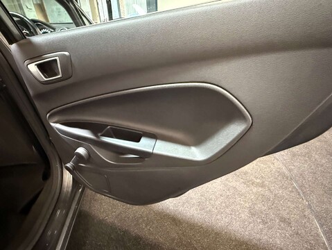 Ford Fiesta 1.2 Fiesta Zetec 5dr 28
