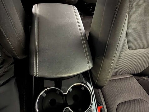 Ford S-Max 1.5 S-Max Titanium T 5dr 27