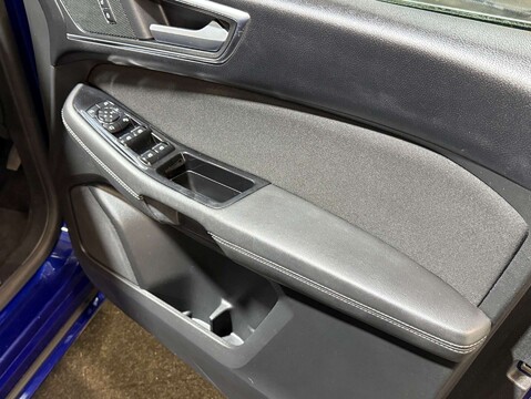 Ford S-Max 1.5 S-Max Titanium T 5dr 11