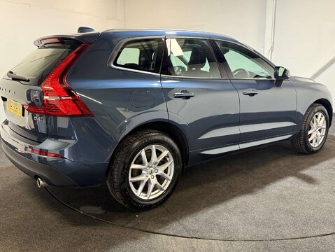 Volvo XC60 2.0 XC60 Momentum D4 AWD Auto 4WD 5dr 6