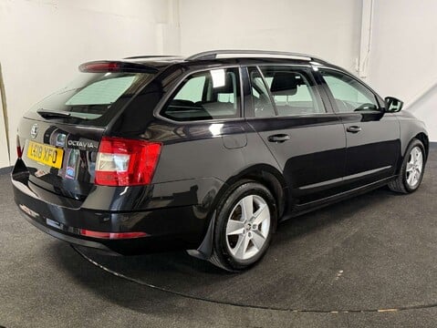 Skoda Octavia 1.5 Octavia SE TSI 5dr 4