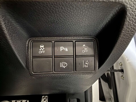 Honda Civic 1.5 Civic Sport VTec CVT 5dr 16