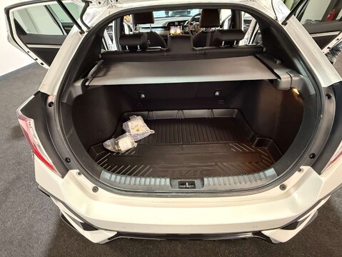 Honda Civic 1.5 Civic Sport VTec CVT 5dr 33