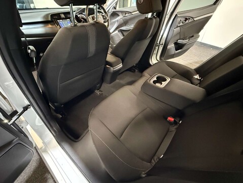 Honda Civic 1.5 Civic Sport VTec CVT 5dr 39